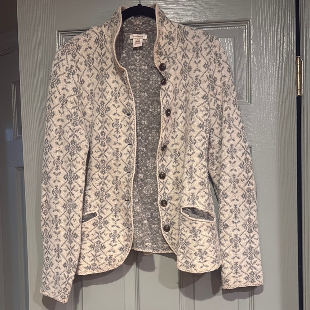 Sundance Gray and Cream Blazer with Textured Open Front